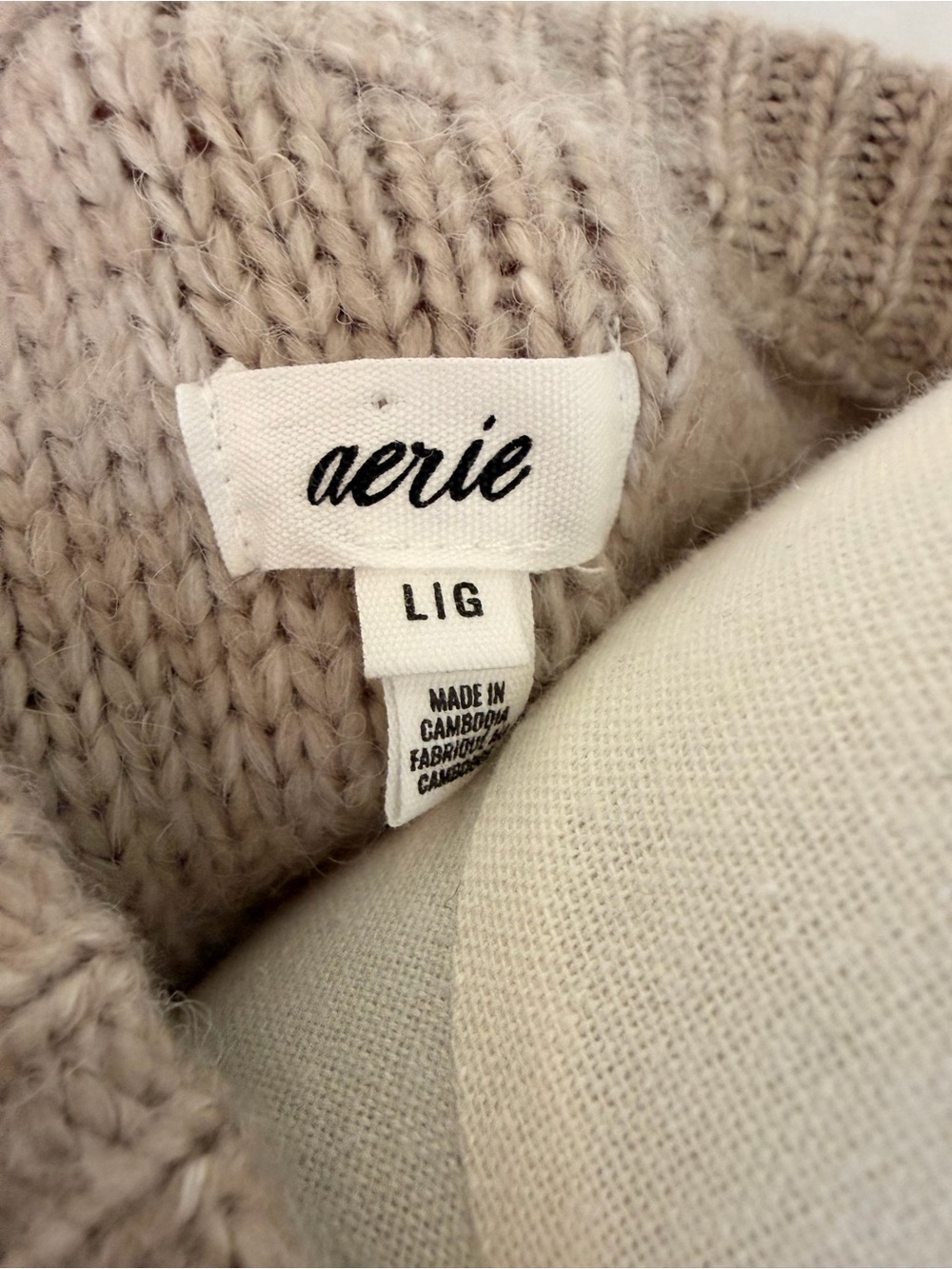 Aerie cardigan size large - Picture 7 of 9